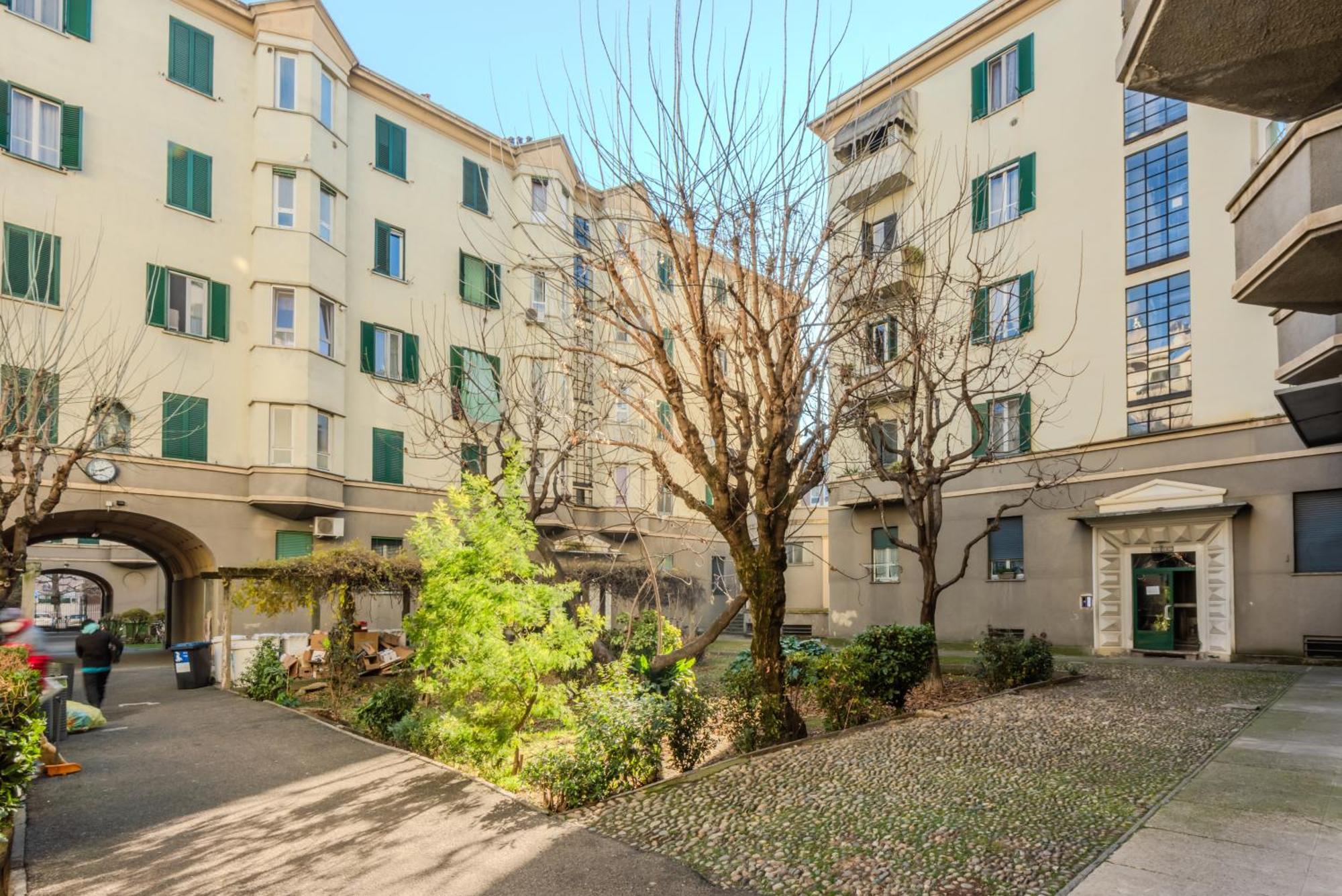 New And Functional Apartments Near The Metro Milán Exteriér fotografie