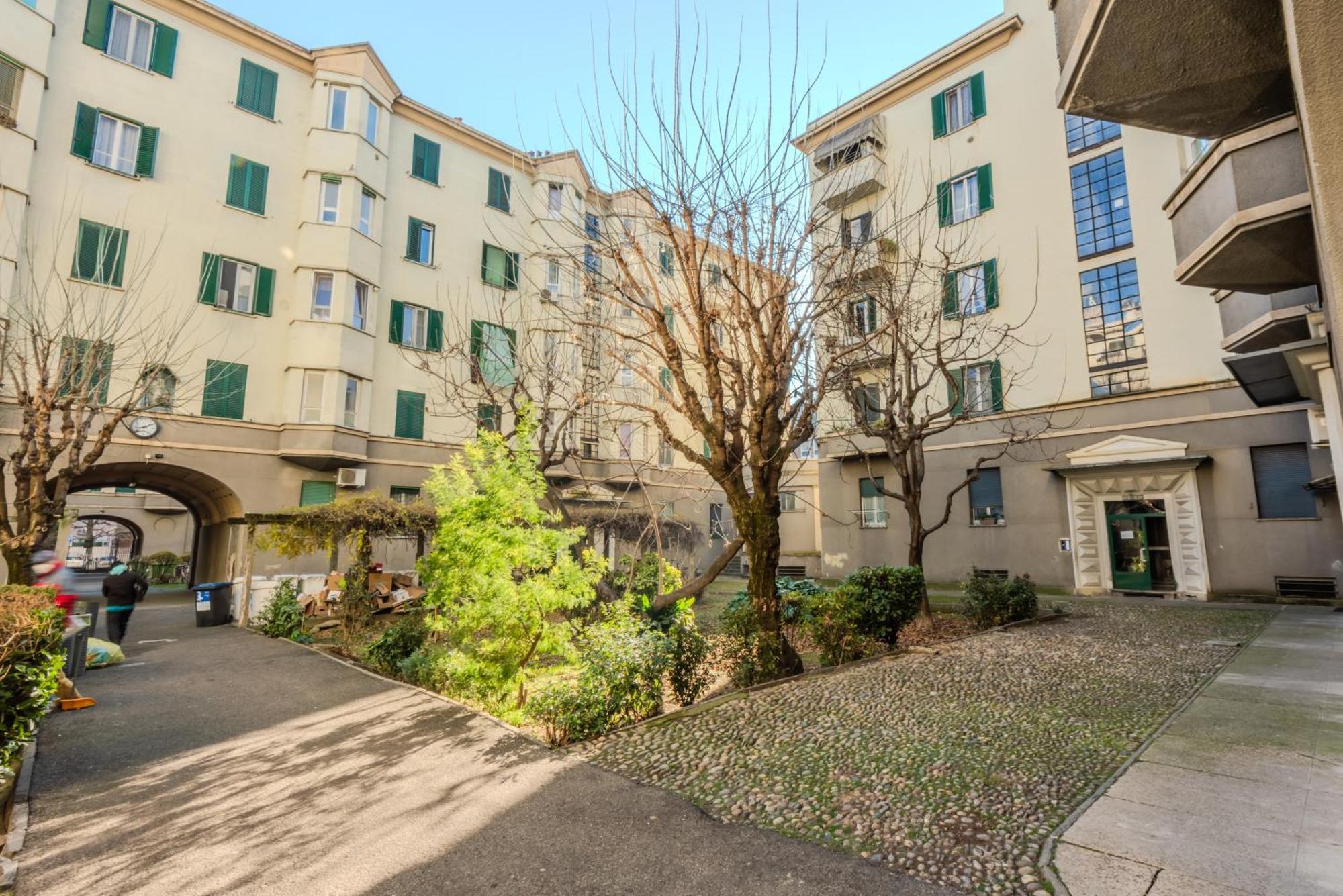 New And Functional Apartments Near The Metro Milán Exteriér fotografie